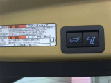 パワーバックドア付いてます! 重いバックドアも軽々オープン(^^♪
