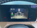 大きく見やすいメーター類!現在の燃費もここで確認できます。