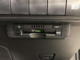 【ETC】とっても便利なETCを装備しています。 ETCを利用して、高速道路を楽々ドライブしましょう。 渋滞緩和にも繋がってエコ!?にも繋がります。