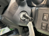 車両状態証明書修復歴の有無も一目瞭然。機能や内装・外装、走行距離、修復歴の有無をチェックし、クルマの状態を10段階にした車両状態証明書。数字や記号を使ってわかりやすく表示しています。