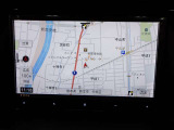 ナビ付なので、遠出の際も道に迷うことはありません♪安心してドライブをエンジョイして下さい♪(AVIC-CL910)