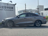 ご納車前に100項目に及ぶ点検整備プラス、全国正規ディーラー対応の1年間・走行距離無制限の認定中古車保証付き! ※一部該当しない車両もございます