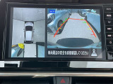 アラウンドビューモニター搭載。上から見下ろしたように液晶に映るのでスムーズな駐車をサポートします。