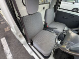 座り心地が良いシートなので長時間の運転でも快適にお過ごしいただけます。