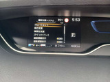 前方車両との衝突防止のサポート機能やアクセルとブレーキを踏み間違えた時のサポート機能など、安全装備が充実してて心強いです!!