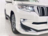 フォグランプ装着車です。暗い夜道の車両前方を明るく照らします
