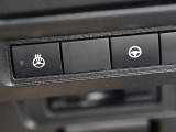 ハンドルヒーター装備で、寒い時期の運転時に便利です。