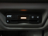 今や標準装備になりつつあるETC車載器も装着されております。料金所を通過するときも楽々です。