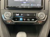 Wエアコン付きです!運転席・助手席それぞれ快適な車内でお過ごしいただけます。寒い時期には嬉しいシートヒーター付きです!