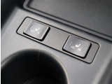 【車屋】として、長く車業界に従事した経験豊富なスタッフが多数在籍しております。