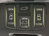 【両側パワースライドドア】スマートキーや運転席のスイッチで後席両側スライドドアの開閉が可能♪電動だから力を入れてドアを開ける必要が無く、小さなお子様でも簡単に開け閉めでき快適です♪