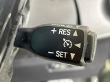 【クルーズコントロール】高速道路もラクラク走行。アクセルを離しても一定速度で走行ができ、長距離運転時の負担を軽減!加速・減速も簡単なスイッチ操作で調整できます。