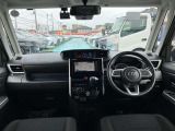 【運転席・インパネまわり】ハンドル・シート・フロアーなど隅々までプロによるクリーニング済み☆彡キレイな車内でドライブが一層快適にお楽しみいただけます!!