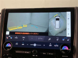 安全機能のバックモニター&全周囲モニターも装備です。