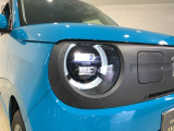 LEDヘッドライトで夜道も安心!