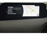純正ナビを装備。タッチパネル式で使いやすく、お出かけもラクラクです。