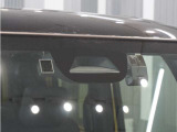運転する人も、そうでない人も、家族みんなが安心して、自由にお出かけできる生活をサポートする先進機能。