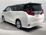 トヨタ高品質洗浄【まるまるクリーン】車両状態が一目瞭然の【車両検査証明書】安心の【トヨタロングラン保証】の3つの安心をセットにしたトヨタの中古車です。