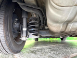 お車を安心してお乗りいただく為には、足回りの定期点検が欠かせません。サービスサポート(有償保証)では無料点検もご提供しており、安心のカーライフをお過ごしいただけるサポート体制が整っています。