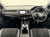 いつでも気持ちよく運転できて、使い勝手のいい収納や体をケアするシート、細部にまでこだわったインテリア♪