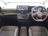 セレナ 1.4 e-4ORCE X 4WD 