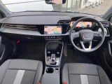 指定工場で車検までご対応可能。6ベイを完備したサービス工場を併設し、快適なAudiライフをサポートします。詳しくは0078-6002-900146中古車スタッフまで