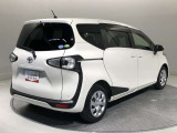 ご納車前にはエンジンオイル・オイルエレメント等を交換して、トヨタディーラーのエンジニアがしっかりと整備をさせていただきます。交換部品などについては、スタッフへお尋ねください。