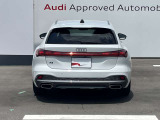 認定資格を持つテクニシャンにより入念なメンテナンスが施され、お客様のもとに。「Audiが2度認めたAudi」が高品質であることには、確かな理由があります。