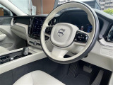 XC60 プラス B5 本革シート 修復歴無し