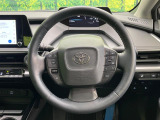 【純正革巻きステアリング】上質な革を使用することで、手にしっかり馴染みとても運転しやすいハンドルです♪