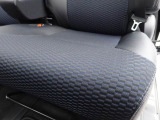 納車の前にはエンジンオイル、オイルエレメント、エアクリーナー、クーラント、バッテリー、ワイパーゴムのチェックまたは交換を行います!