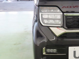 LEDヘッドライトは、点灯の瞬間から光量を発揮し、突然暗くなるトンネルなどでの安定感を高めます。