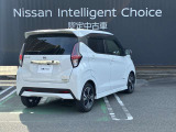 衝突被害軽減ブレーキ・踏み間違い衝突防止アシスト・車線逸脱警報・前後障害物検知ソナーを標準で装備
