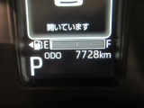 たとえばダイハツのお店にある、たくさんのスマアシ搭載車は、正常に作動する事をしっかり確認します。