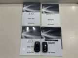 【キーレス】少し離れた場所からでもボタン一つでドアの開錠・施錠ができるのでとっても便利!