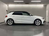 装備、オプション、車両状態など、お電話、メールを通じて細かくご説明させて頂くことも可能です。是非お問合せ下さい!