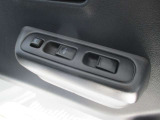 運転席&助手席パワーウィンドウです。