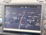 ●純正ナビ:一体感のあるナビは、高級感ある車内を演出してくれます。オーディオ機能も充実しておりますので、運転もより楽しめます♪