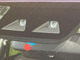 【トヨタセーフティセンス】走行中に前方の車両等を認識し、衝突しそうな時は警報とブレーキで衝突回避と被害軽減をアシスト。より安全にドライブをお楽しみいただけます。
