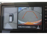 全周囲モニター付で、車庫入れも駐車もラクラクです。