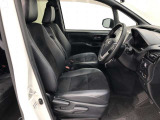 【運転席・助手席】です!実際お座りいただくのが分かりやすいと思いますので、ぜひお気軽にご来店ください♪状態もいいですよ☆