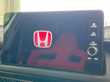【メーカー純正ナビ】インテリアに溶け込むスタイリッシュな「専用設計」メーカーナビを装備♪視認性や操作性など基本性能にも優れ、より上質なカーライフをお楽しみいただけます。
