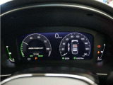 10.2インチデジタルグラフィックメーターで、速度表示やHonda SENSING作動表示などを、分かりやすく表示 見やすさを追求したメーターです。