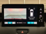 バックでの車庫入れも安心です! リアカメラが付いているバックモニター付のナビを装備しております。バンパーについているソナーや、操作線もついており距離感も画面から確認できます。