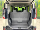 普段のお買い物や通勤、送迎等に十分な荷室スペースを確保しております。セカンドシートを倒すと、大きな荷物の積載も可能です♪