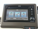 【ディスプレイオーディオ/Bluetooth対応】スマートフォン接続で、お好きな音楽を車内で楽しめます。