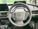 【純正革巻きステアリング】上質な革を使用することで、手にしっかり馴染みとても運転しやすいハンドルです♪