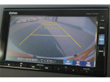 バックモニター付ですので、車庫入れも駐車もラクラクです。