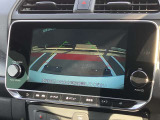 バックモニターも装備しております。車庫入れの苦手なお客様、もうご心配いりません。バックモニターがあれば、ぶつける心配無し?!重宝してくれると思います、