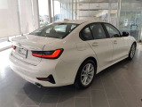 BMWプレミアムセレクション前橋では、高年式低走行モデルからMモデル、年式が経ちなかなかディーラーでは見かけないモデルまで幅広いラインナップで認定中古車を取り扱っております。品質に自信があります。